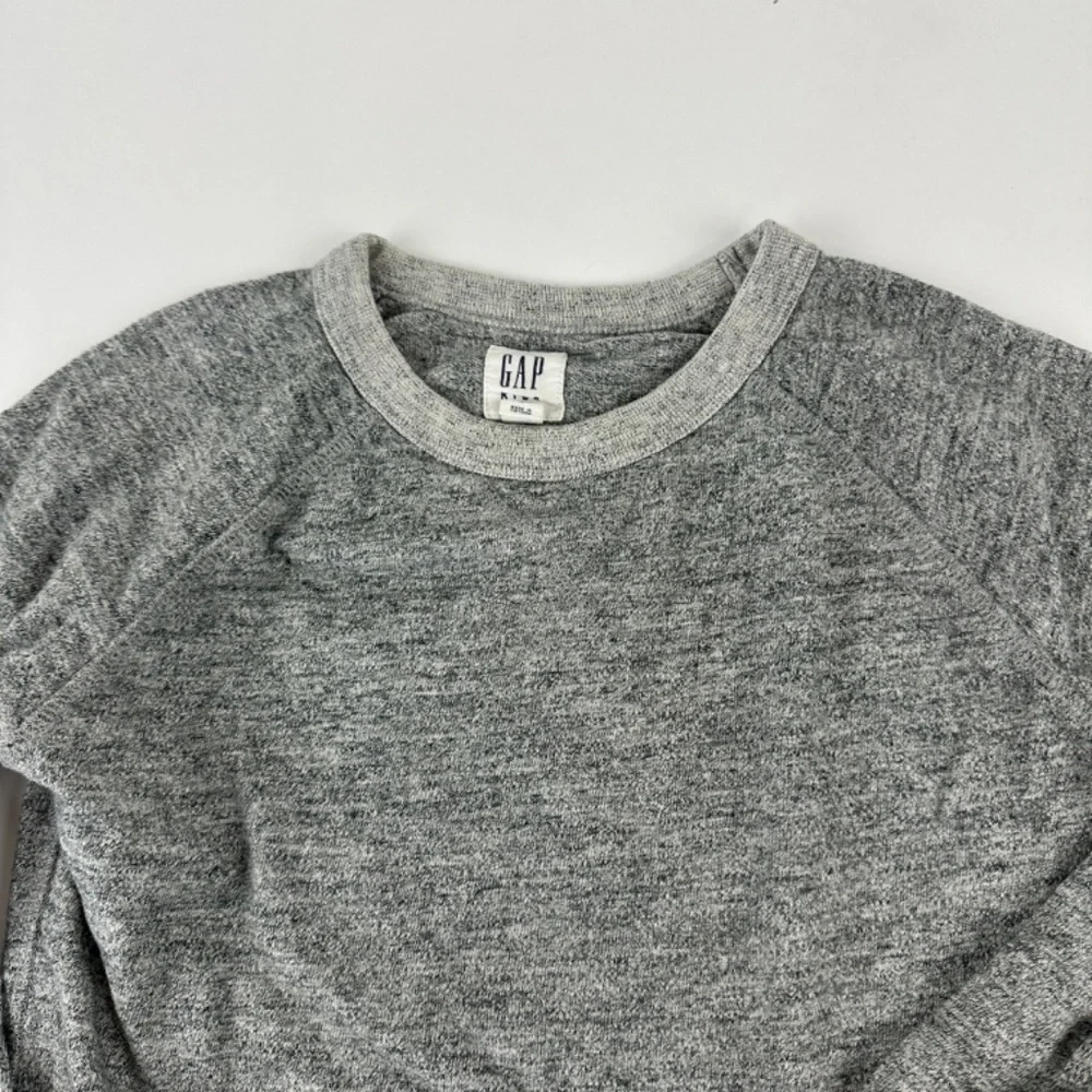 Gap Kids Tshirt Boys Small Gray Long Sleeve